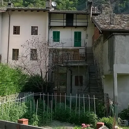 Borgo *